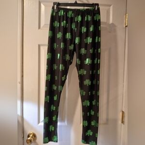 Womens' Shamrock Leggings. OS